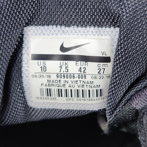 Nike Run Swift Black Gray Running Athletic Sneakers Shoes Women's Size 10 - Picture 12 of 14